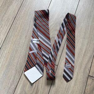 Pierre Balmain Red and Gray Diagonal Stripe Silk Tie